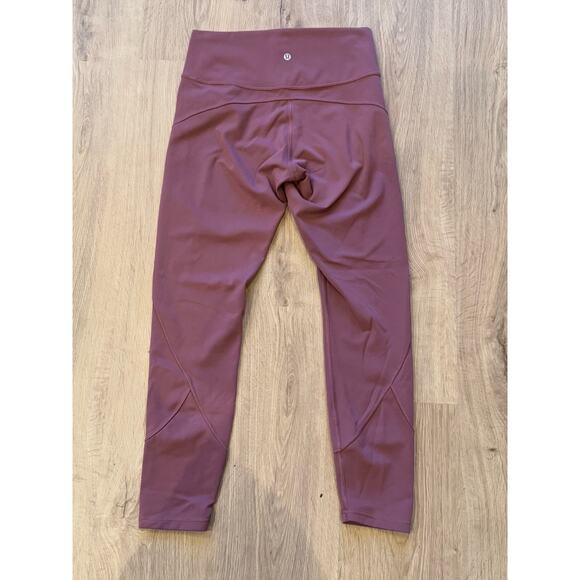 Women’s Lululemon In Movement Everlux Tight Size 8 - Picture 5 of 5